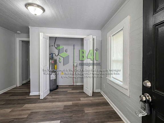 3rd image of 220 E Render St