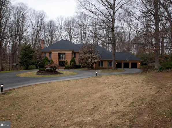 10429 Kingsbridge Rd, Ellicott City, MD 21042