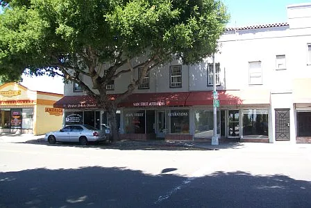 22546 Main St #10