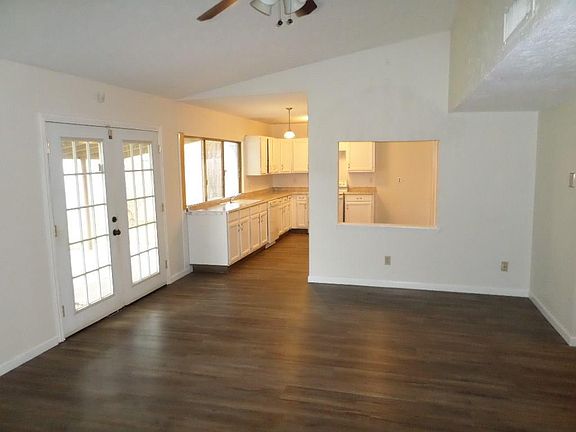 3rd image of 429 Santa Paula Dr