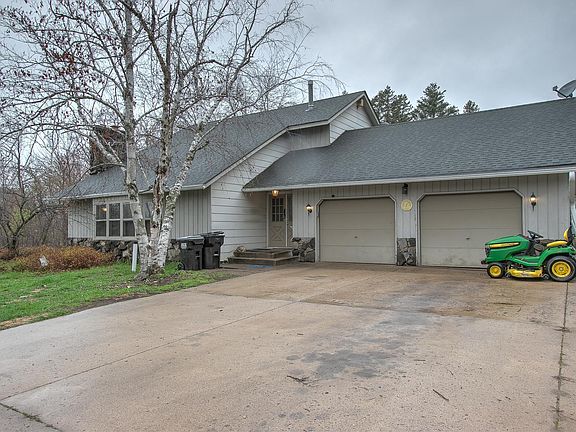 2nd image of 4565 Wild Rice Dr NE