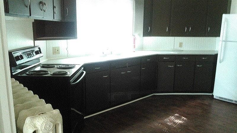 1st image of 128 W Bank St APT 1
