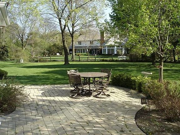 2nd image of 48 Bradford Ln