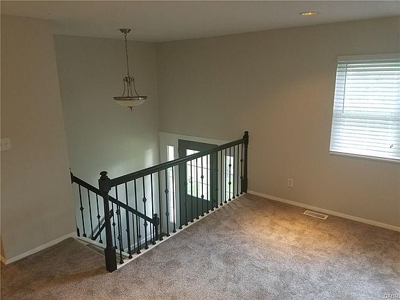 4th image of 1960 Redstone Dr