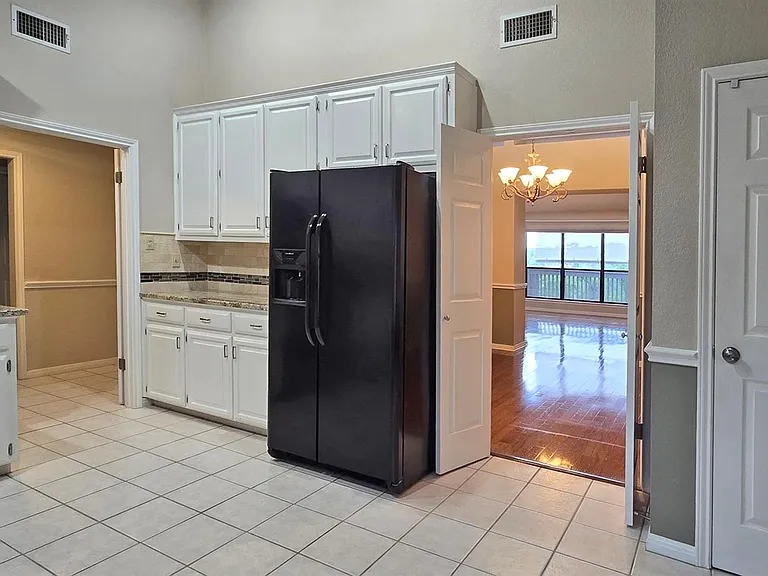 8900 Mariscal Canyon Dr — Photo 10