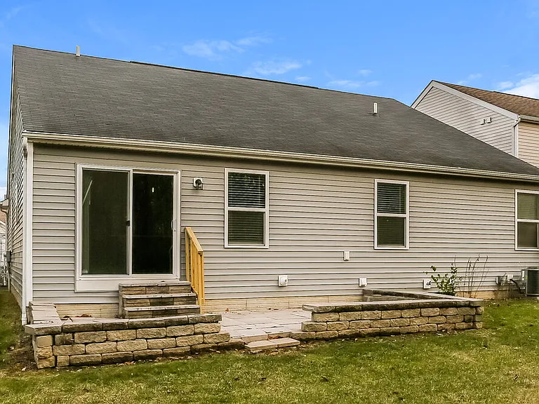 349 Cloverhill Dr — Photo 17