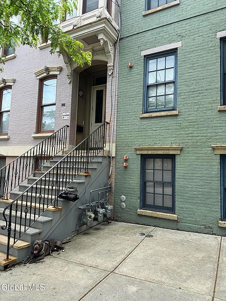 3rd image of 304-308 Clinton Avenue