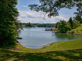 94 Hideaway Ln, Moneta, VA 24121