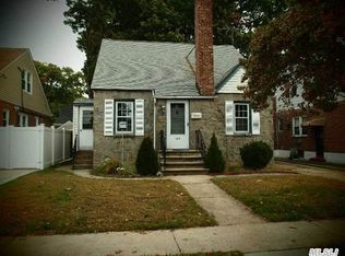 129 Cedar St, Valley Stream, NY 11580