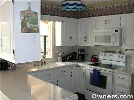 5th image of 8659 Bradford Ln