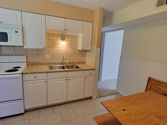 4th image of 3 McNulty Dr