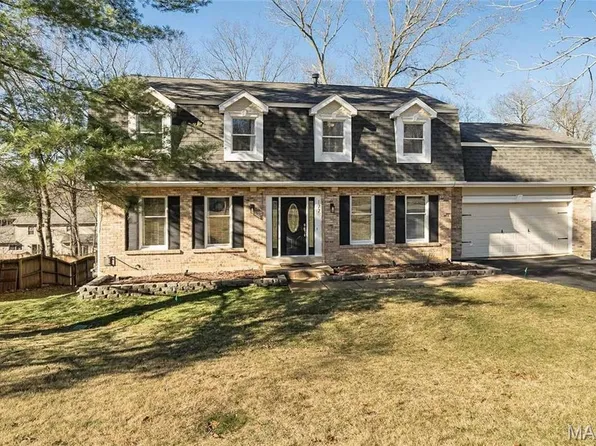 177 Spring Leigh Ct, Ballwin, MO 63011