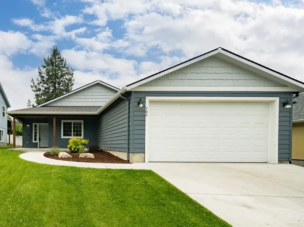 704 E Canterbury Ln, Colbert, WA 99005