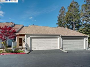 451 Camelback Rd, Pleasant Hill, CA 94523