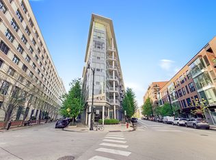845 N Kingsbury St UNIT 405, Chicago, IL 60610