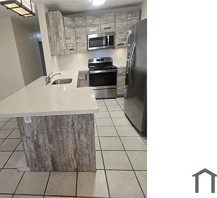 1010 N 69th Way — Photo 11