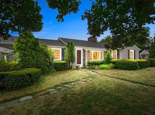 65 Sweetfern Rd, Warwick, RI 02888