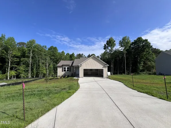 308 Starry Sky Dr, Benson, NC 27504