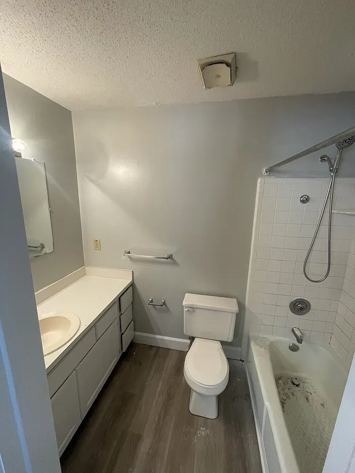 2 bed, 2.5 bath, 1250 sqft, $1,475 — Photo 3