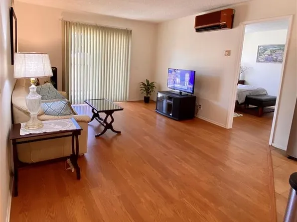 6330 Genesee Ave Unit 112, San Diego, CA 92122