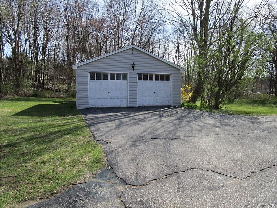 159 Quinebaug Rd, North Grosvenordale, CT 06255 Zillow