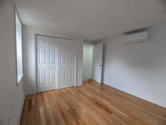 Rented by R New York | media 15