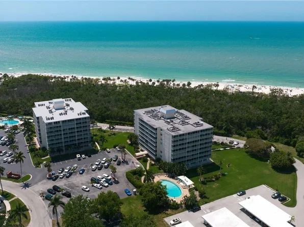 5 Bluebill Ave APT 308, Naples, FL 34108