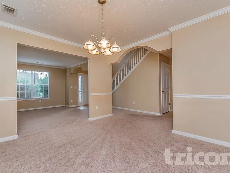 2957 Jenkins Dr — Photo 6