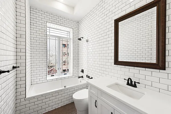 Sold by Nest Seekers International | media 21