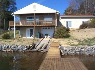 14 Overlook Rd, Hardy, VA 24101