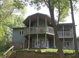 6624 Deerpath Rd, Lake Geneva, WI 53147