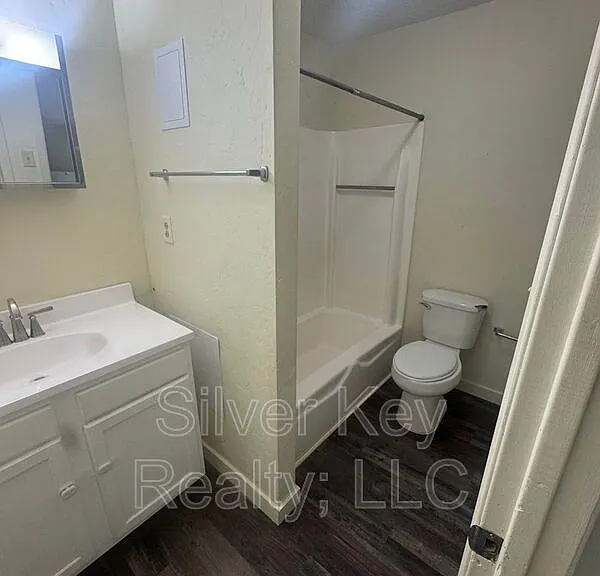 114 Old Athens Pike #2F — Photo 10
