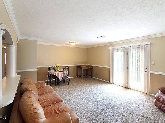4th image of 1617 Woodrow Dr