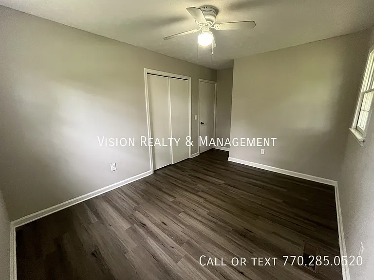 153 Carroll Cir — Photo 26