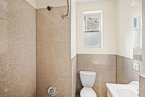 Rented by Living New York | media 12