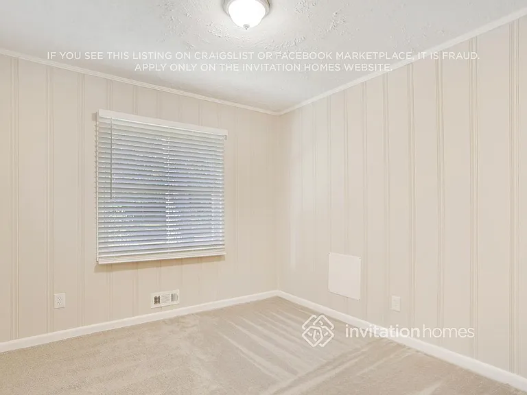 1873 Shamrock Dr — Photo 8