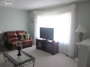 8359 Cappy Ln, Swartz Creek, MI 48473