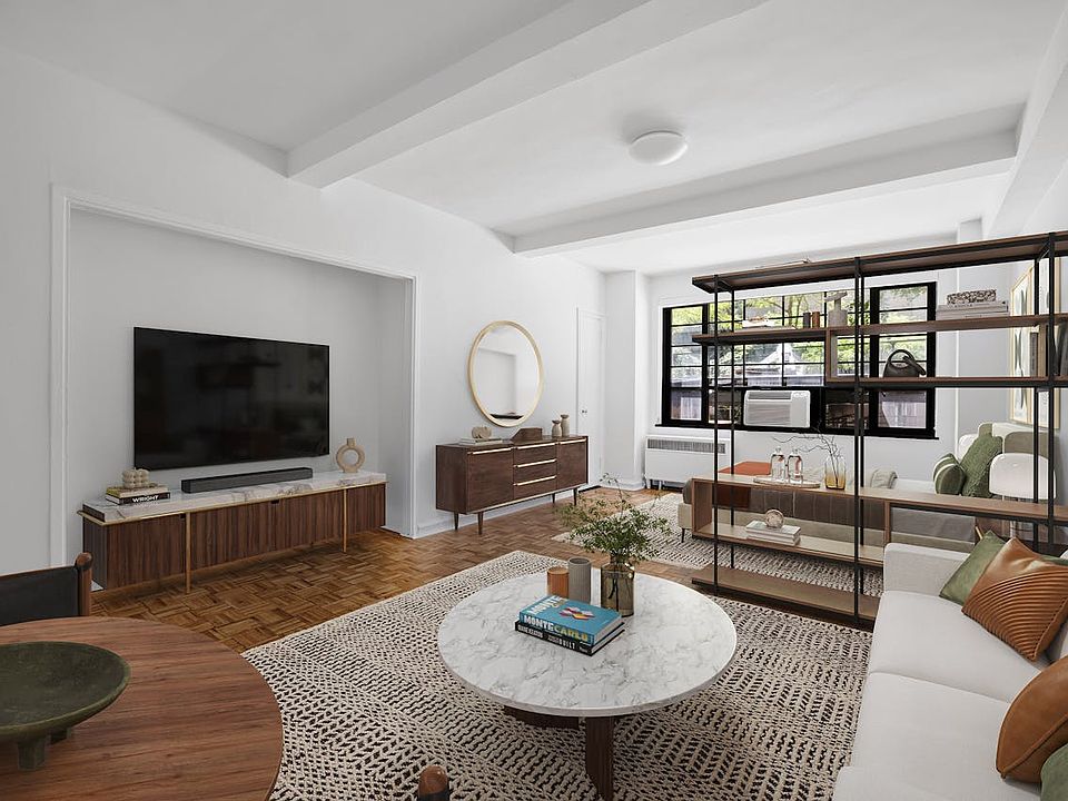 1st image of 307 E 44th St APT 206