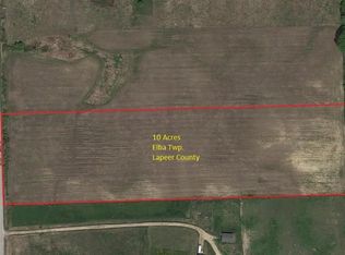2 N Elba Rd, Lapeer, MI 48446