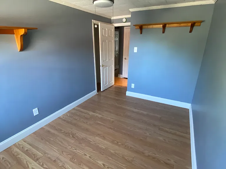 1155 Taylor Dr — Photo 23