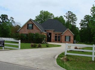 11718 Live Oak Dr, Magnolia, TX 77354