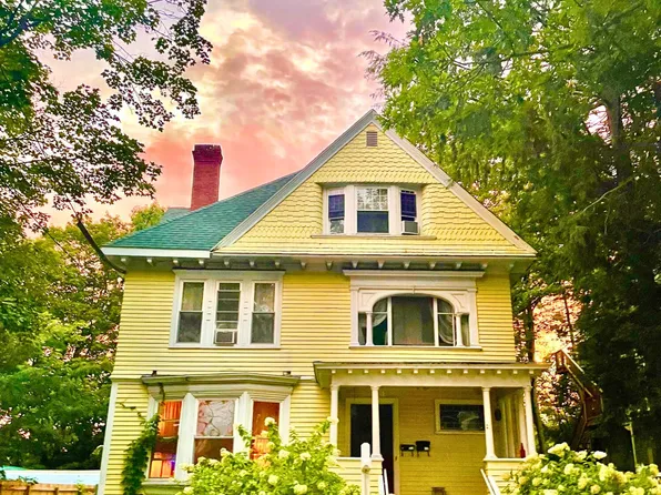 21 Laurel Avenue, Auburn, ME 04210