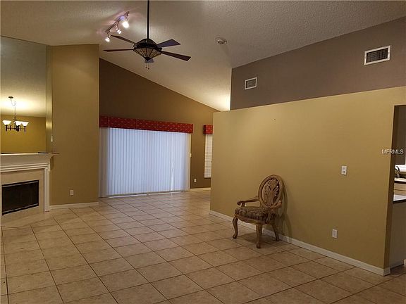 5th image of 1932 Taylor Ln