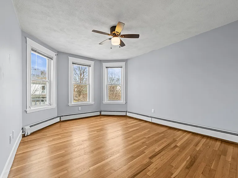516 Washington St #2 — Photo 12