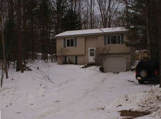 18852 Lakewood Cir, Lake Ann, MI 49650