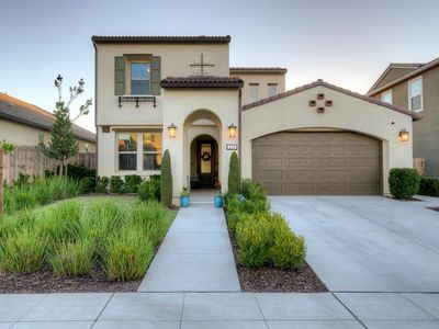 224 Crescent Ln, Madera, CA, 93636