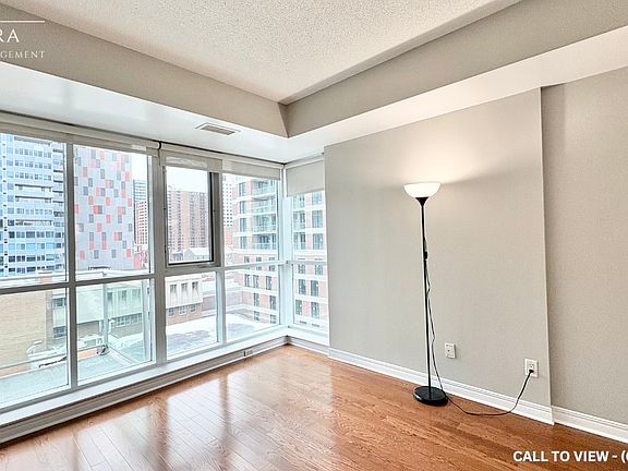 3rd image of 134 York St #709