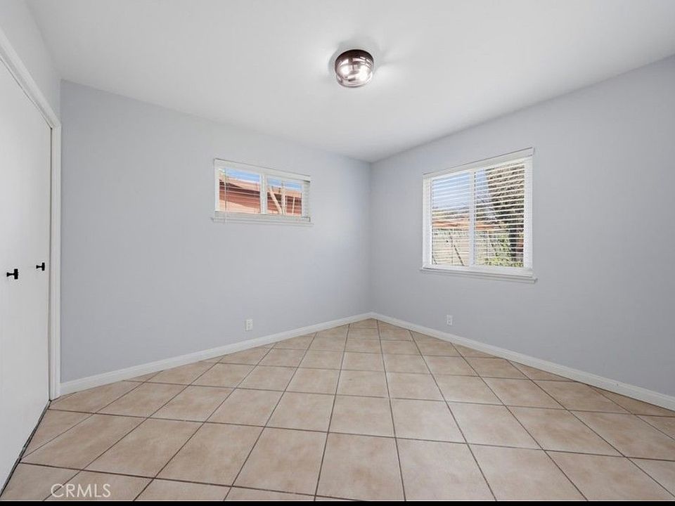 1st image of 5653 Corwin Ln