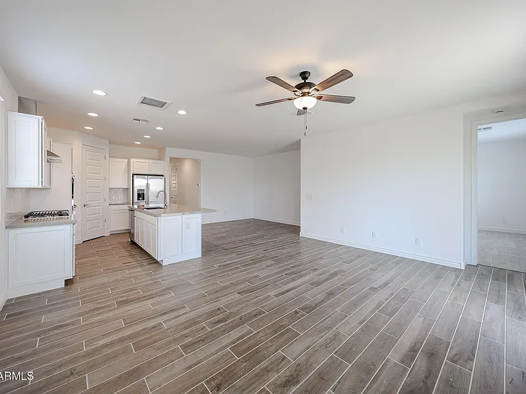17064 W Briles Rd — Photo 7