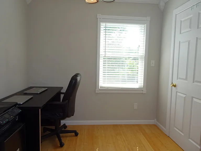 204 Old Hollow Rd — Photo 18
